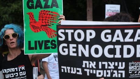 A Tel Aviv 350mila in marcia per fine guerra