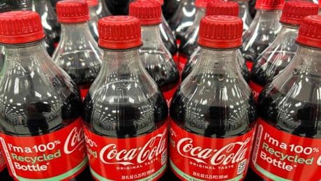 Sucre de canne ou sirop de maïs : Trump veut changer la recette du Coca-Cola