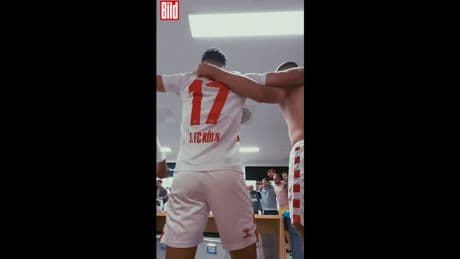 Nach Last-Minute-Sieg - Emotionaler Moment in Köln-Kabine