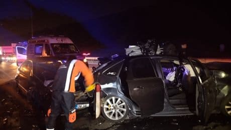 Beykoz'da 5 aracın karıştığı kazada 7 kişi yaralandı
