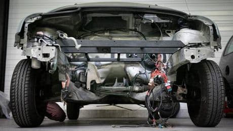 Lormauto, la petite entreprise qui transforme les voitures à essence en voitures électriques, arrête les frais