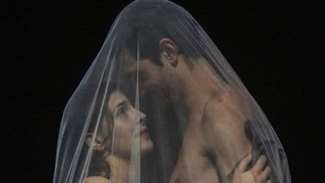 Mario Banushi, estrella emergente del teatro sin palabras, debuta en el Festival Grec con 'Mami'