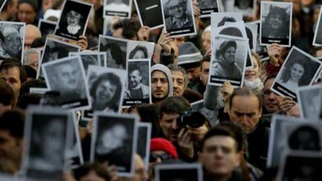 Attentat de 1994 en Argentine contre une mutuelle juive : dix personnes jugées par contumace
