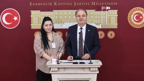 Özge Demir: Bir kadın cinayeti davasını takip ederken neredeyse tutuklanıyordum