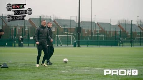 ‘How did we scout this guy?’ – Man Utd fans stunned by ‘horrendous’ video of Hojlund training with Angryginge