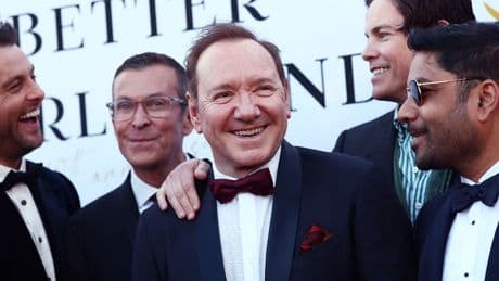 Nach Missbrauchs-Prozessen - Kevin Spacey zurück im Cannes-Blitzlicht