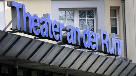 Gegenwarts-Dramatik: Mülheimer Theatertage mit "Doping" eröffnet