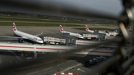 UK air traffic control operator says 'technical issue' briefly caused flight delays