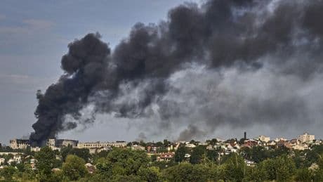 Rusia bombardea Járkov tras el ataque a gran escala contra Kiev del viernes