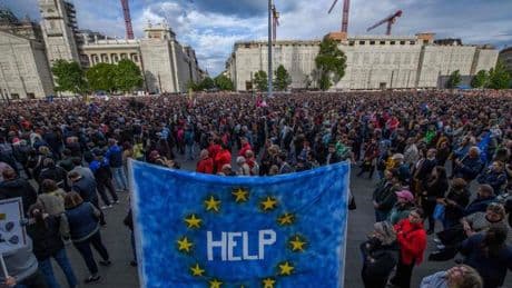 En Hongrie, une loi “à la russe” pour “criminaliser” les opposants