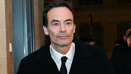 « Un déni de paternité » : Anthony Delon dévasté par le testament secret de son père