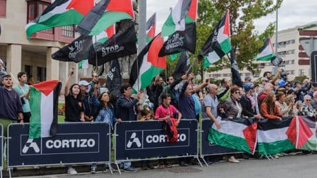 La Vuelta yine tamamlanamadı