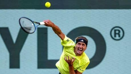 Tennis: Zverev in Halle nach Kraftakt im Viertelfinale