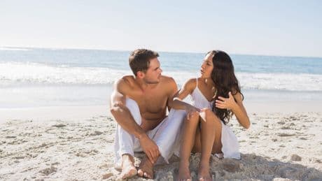 Het is weer scheidingsseizoen! Na de zomer zijn we elkaar zat: ’Als er onvrede in de liefde is, kun je je twee dingen afvragen’