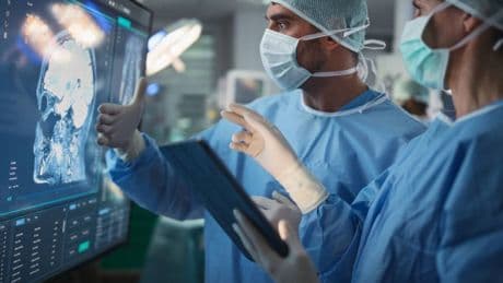 Lo que no se cuenta del cáncer cerebral: “Apenas ha habido novedades en su tratamiento en los últimos 20 años”
