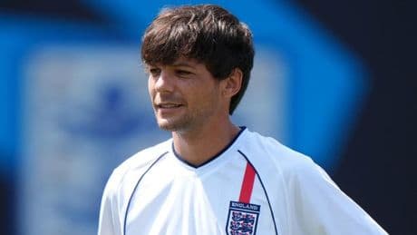 Soccer Aid fans divided as they point out 'annoying issue' with Louis Tomlinson on the pitch