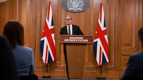 Sous pression sur l’immigration, Keir Starmer promet de « reprendre le contrôle » des frontières britanniques
