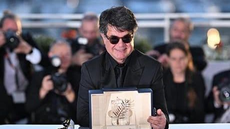 Altın Palmiye Ödülünü kazanan İranlı yönetmen Jafar Panahi oldu