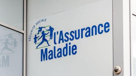 Les décrets visant à durcir l’accès à l’AME retirés de l’ordre du jour du conseil de la Caisse nationale de l’assurance maladie