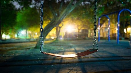 Rassismus auf US-Spielplatz: Frau beschimpft Kind mit N-Wort – und wird dafür mit Spenden überhäuft