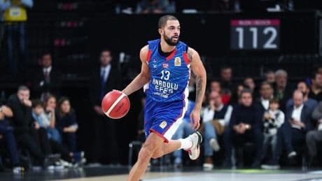 Anadolu Efes,  Thompson ile yollarını ayırdı