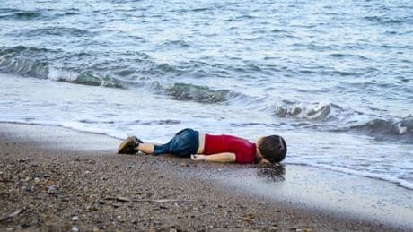 Aylan bebek bu hayattan göçeli 10 yıl oldu, sonra 30 bin kişi daha öldü