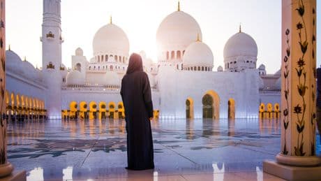 Así se cierra un trato en los Emiratos Arabes