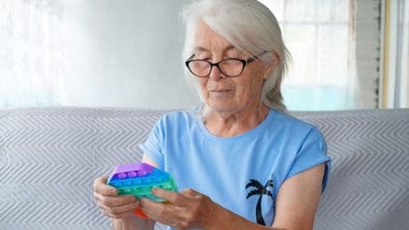 Dementia symptom could appear in the hands - what to look for