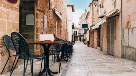 Spanish beach bars demand urgent action as they reveal cost of Brits staying away