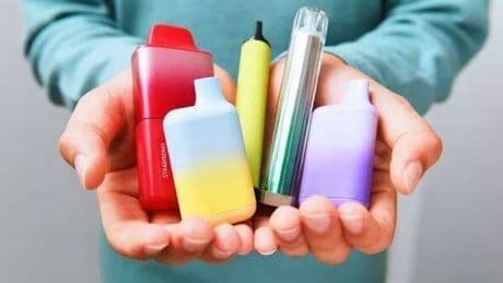 Urgent warning for Brits abroad who vape as tourist hotspots impose strict bans