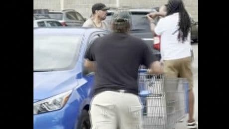 London stabbings leave 2 dead, 2 hospitalized, including suspect