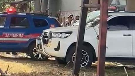 İzmir'de korkunç olay! 8 ay önce eşi intihar etmişti, sevgilisiyle ağaçta asılı halde ölü bulundu