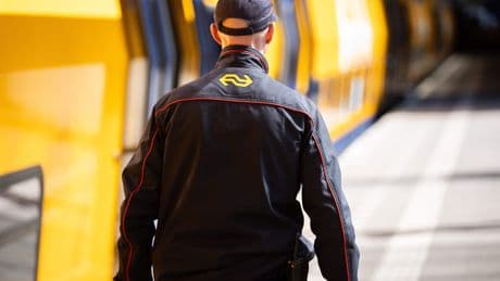 Geen stakingen meer op het spoor, leden CNV stemmen in met eindbod NS