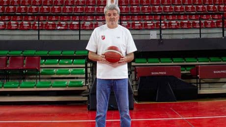 Karşıyaka'da Faruk Beşok dönemi!