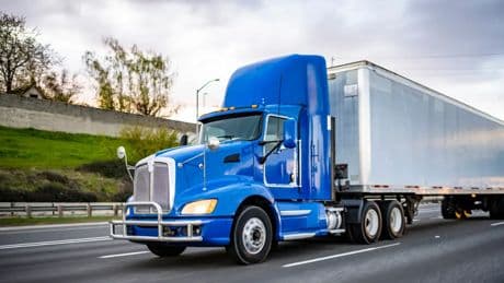 Un camionero experto revela cuál es el mejor camión del mundo