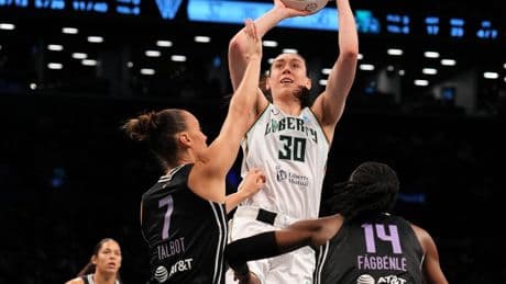 Breanna Stewart, Jonquel Jones help Liberty completely overpower expansion Valkyries
