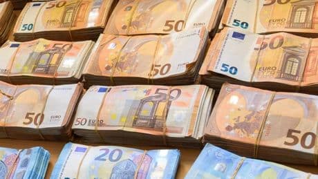 Steuereinnahmen steigen im April wieder sprunghaft an – Fachleute rätseln über die Gründe