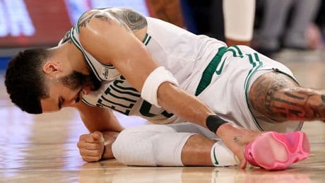 Se confirman los peores temores de los Celtics: Jayson Tatum tiene roto el tendón de Aquiles derecho