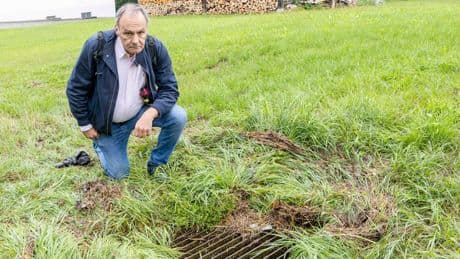 Schrecklicher Verdacht - Ist dieser Gully schuld am Zugunglück?