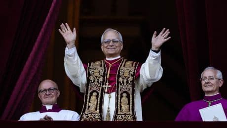 Neuer im Vatikan: Bischöfin: "Große Hoffnungen" richten sich auf Papst