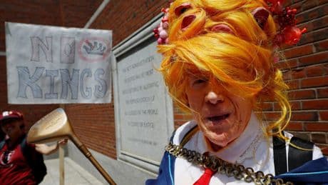 La guerra de Trump contra Harvard y otras universidades deja una sangría de talento... y de 7.000 millones de dólares