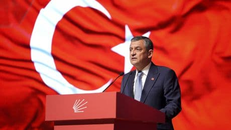 Özel ve Özkan'ın dokunulmazlık dosyaları TBMM'ye sunuldu