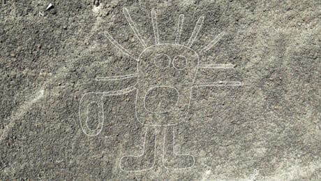 Les lignes de Nazca menacées par les projets miniers du gouvernement au Pérou