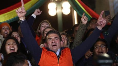 Rodrigo Paz Pereira, ganador de la primera vuelta en Bolivia: un hijo de la vieja política que enarbola la bandera de la renovación