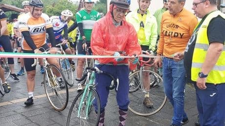 La Karpy homenajea a un campeón de 92 años