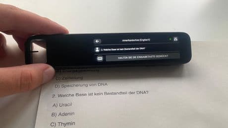 Wie KI den Unterricht verändert - Lernhilfe oder Spick-Trick?