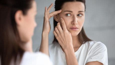 'Cosmeticorexia': los peligros de caer en esta obsesión por las rutinas de cuidado facial muy elaboradas