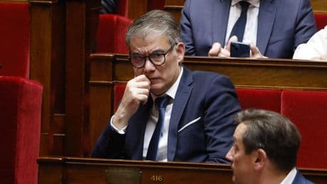 Proportionnelle : «On ne résout pas une crise politique avec un mode de scrutin», cingle Olivier Faure