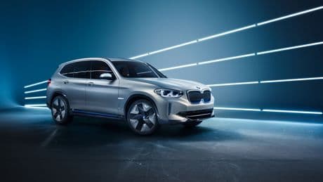 BMW presentará un coche eléctrico con"supercerebro" para competir con sus rivales chinos