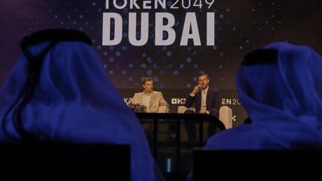 At a Dubai Conference, Trump’s Conflicts Take Center Stage